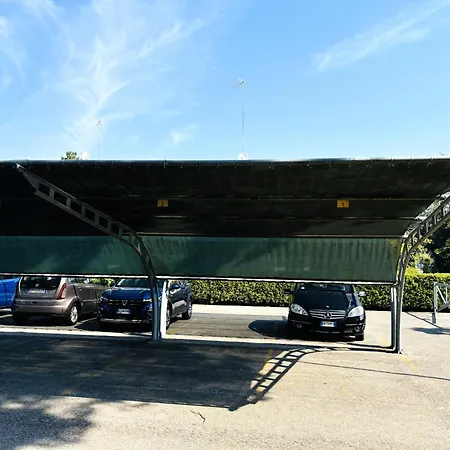 Corona Апартаменти Бібіоне